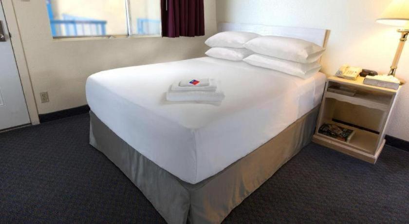 America'S Best Inn - Brinkley Eksteriør billede